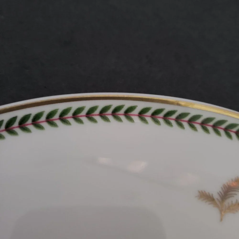 Mikasa Holiday Delight Plate / Server. - Picture 5 of 7